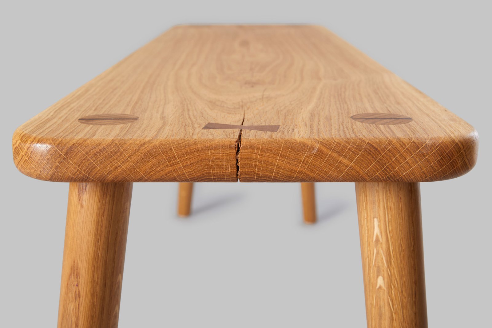 Bench Oak detail, handcrafted by Szimpel Woodwork Edinburgh